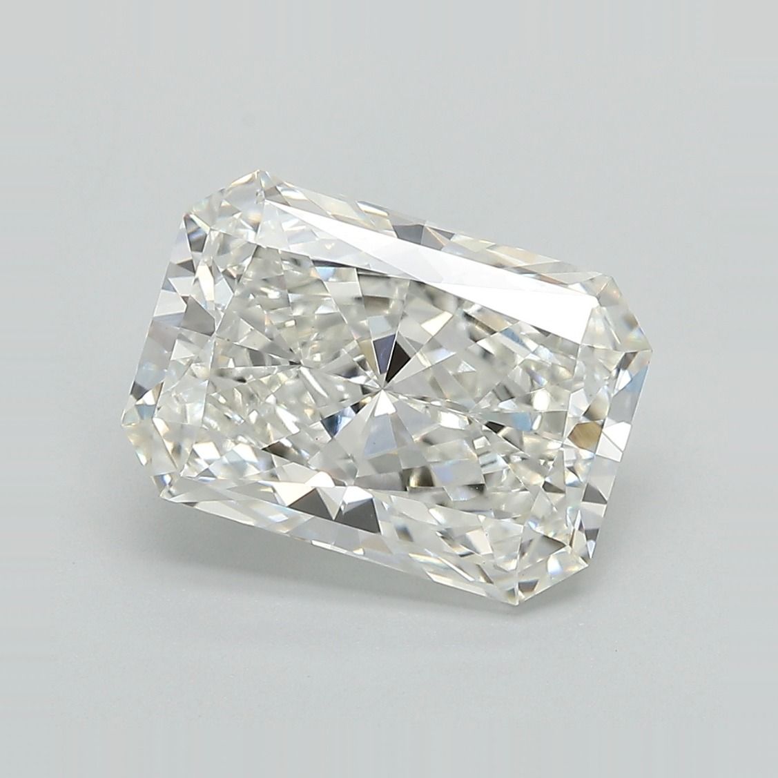 4.25 ct. radiant Lab Grown Diamond front image
