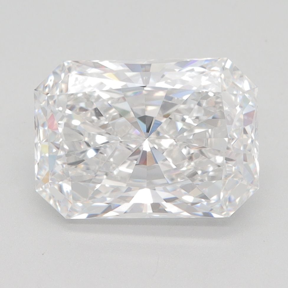 2.77 ct. radiant Lab Grown Diamond front image