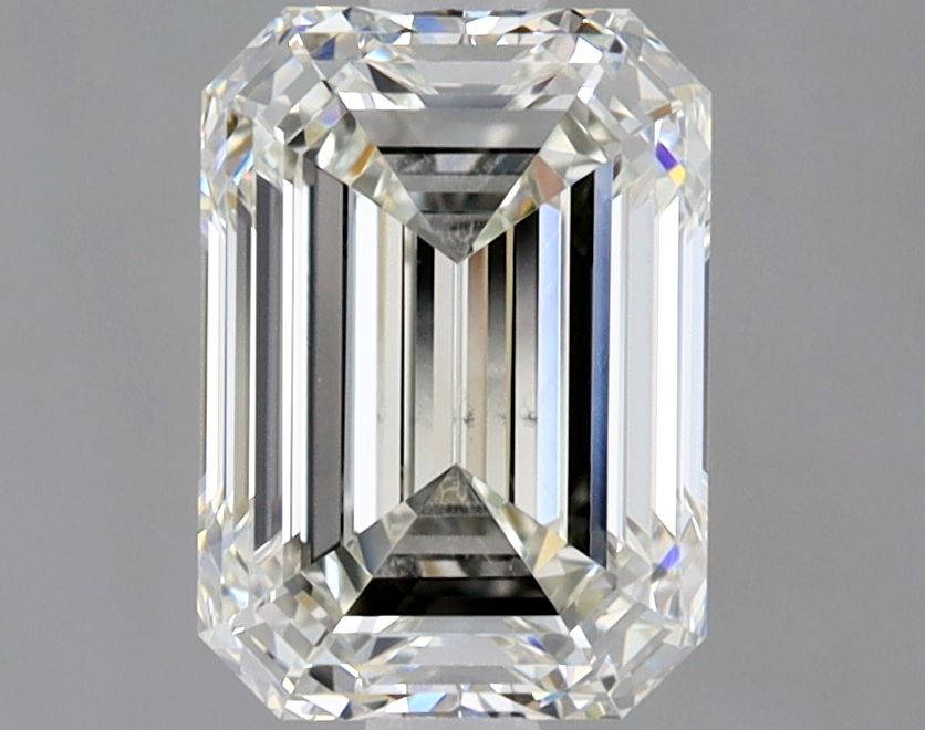 2.01 ct Emerald diamond