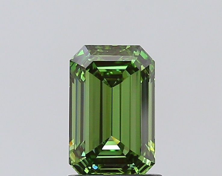 1.52 ct. emerald Lab Grown Diamond front image