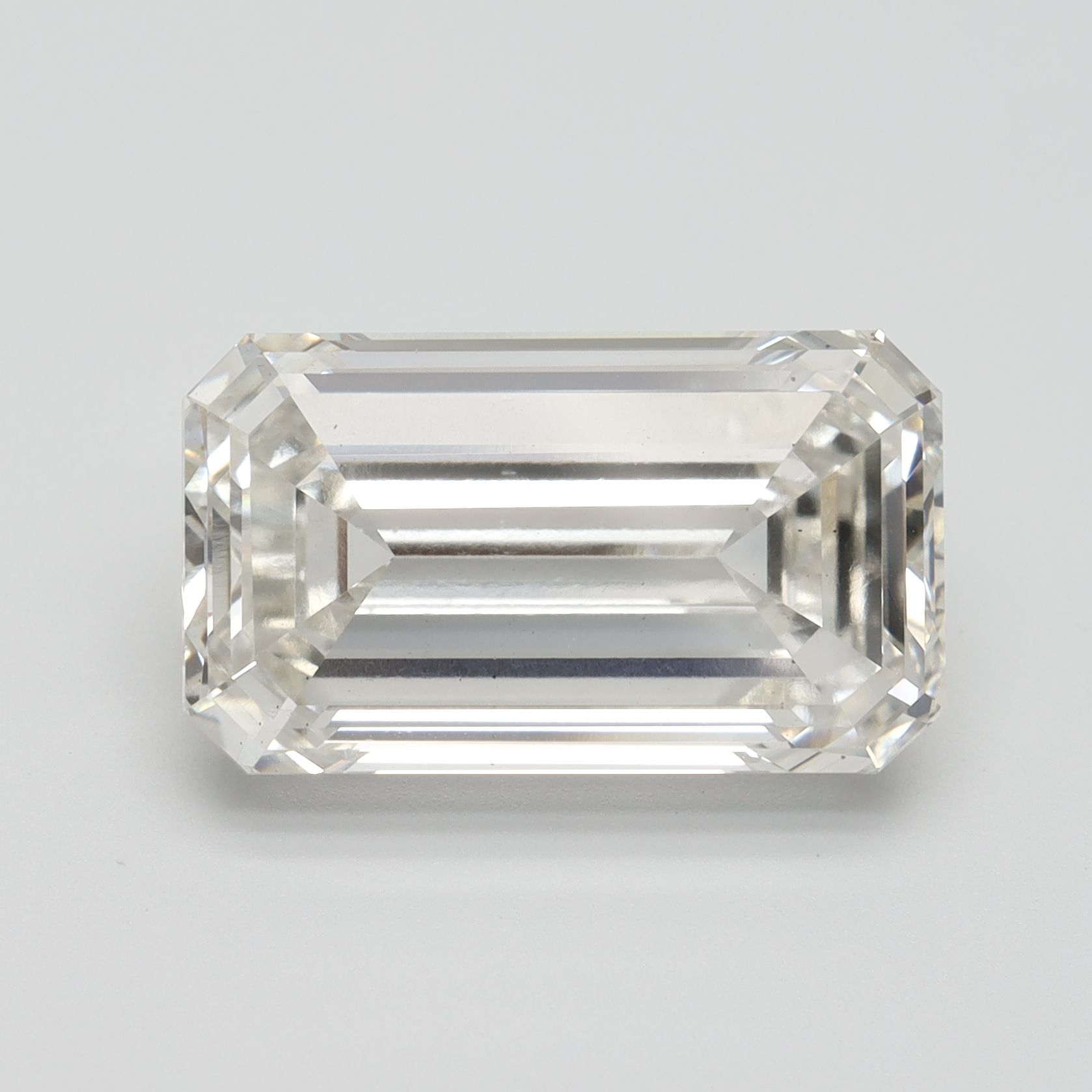 9.45 ct. emerald Lab Grown Diamond front image