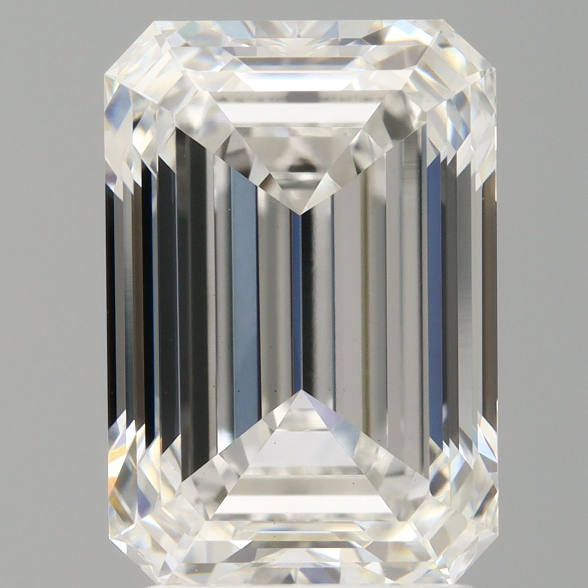 3.05 ct. emerald Lab Grown Diamond front image