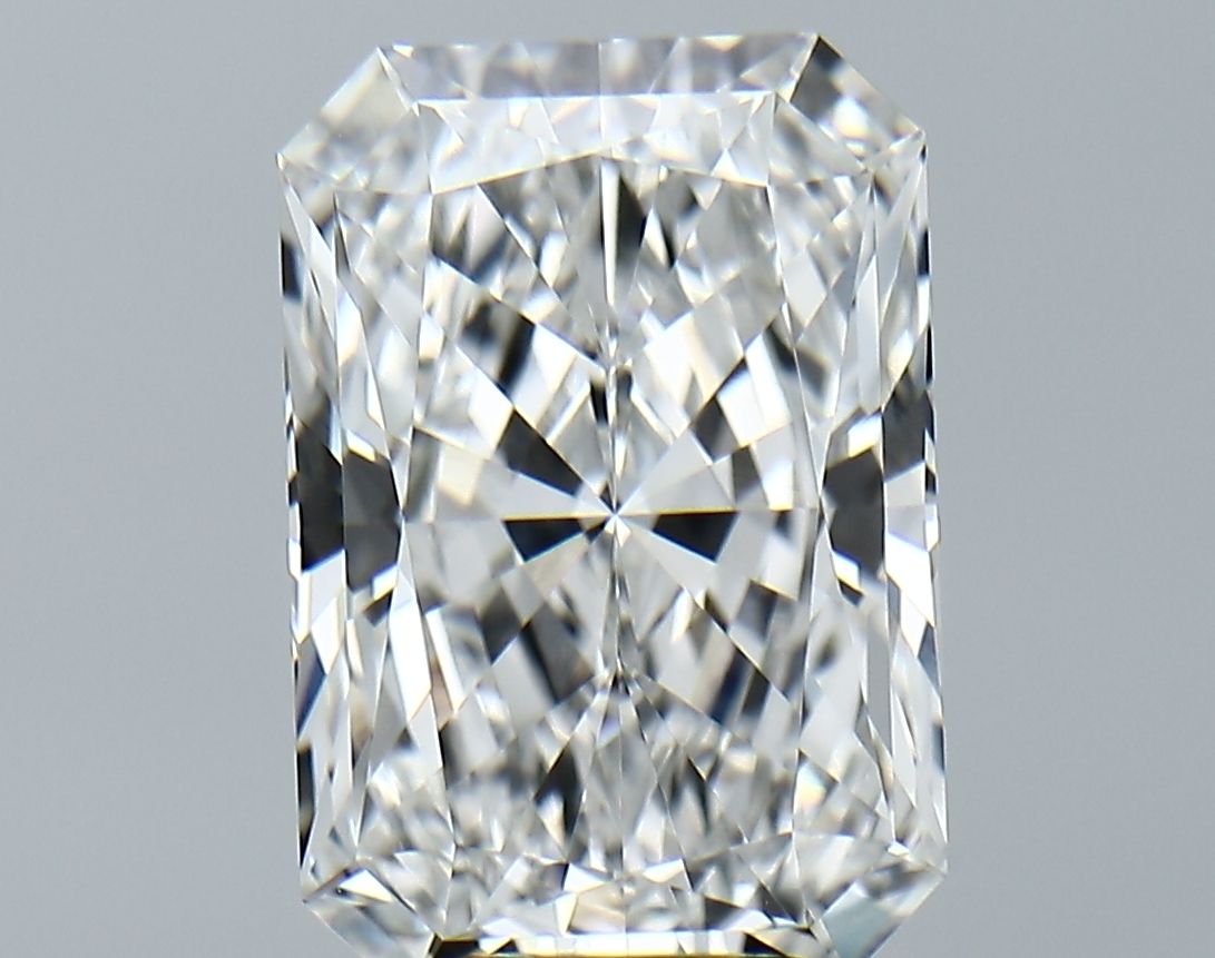 5.47 ct. radiant Lab Grown Diamond front image
