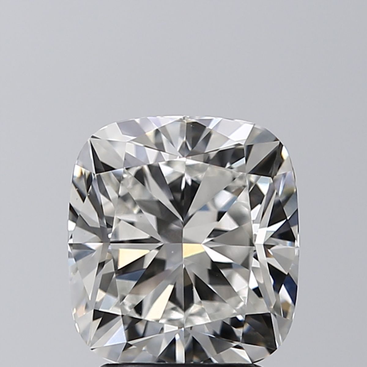3.01 ct Cushion Brilliant diamond