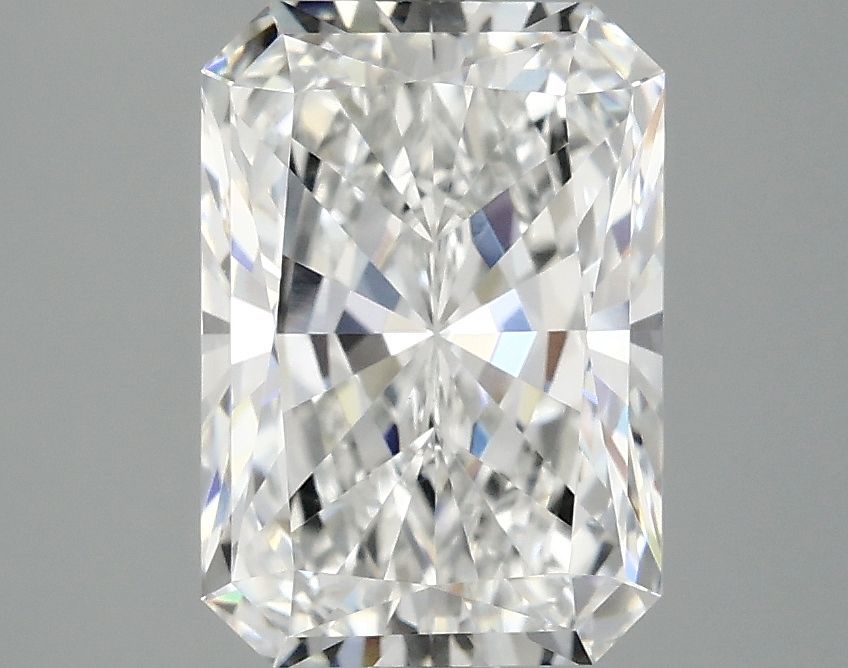 2.59 ct. radiant Lab Grown Diamond front image
