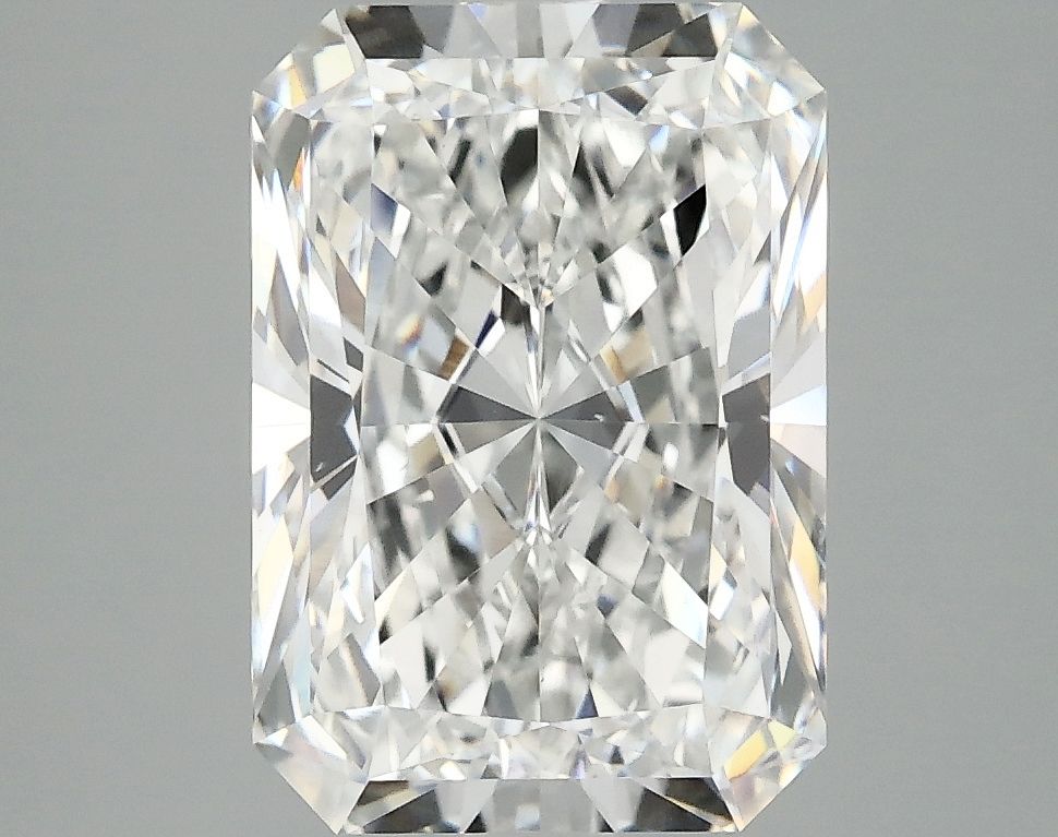 3.87 ct. radiant Lab Grown Diamond front image