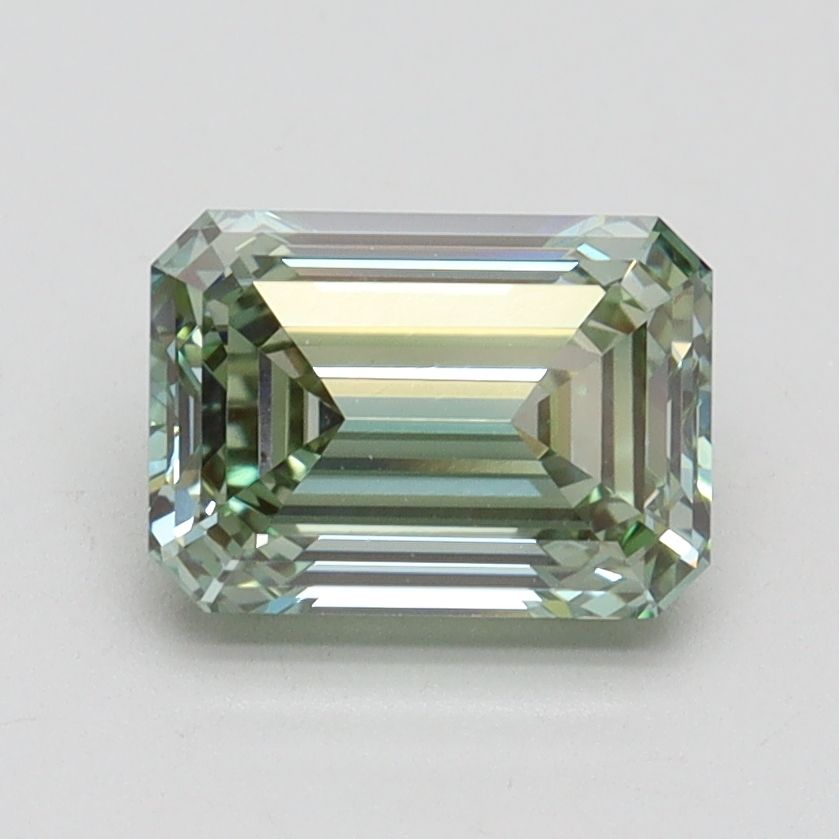 1.55 ct. emerald Lab Grown Diamond front image