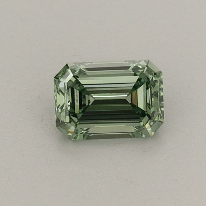 0.42 CT Fancy Vivid Green EMERALD
