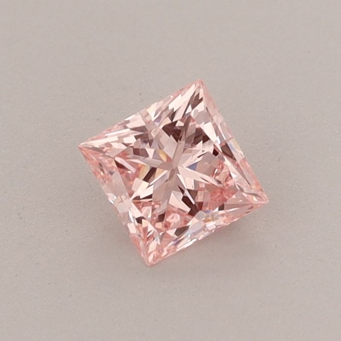 0.37 ct Princess diamond