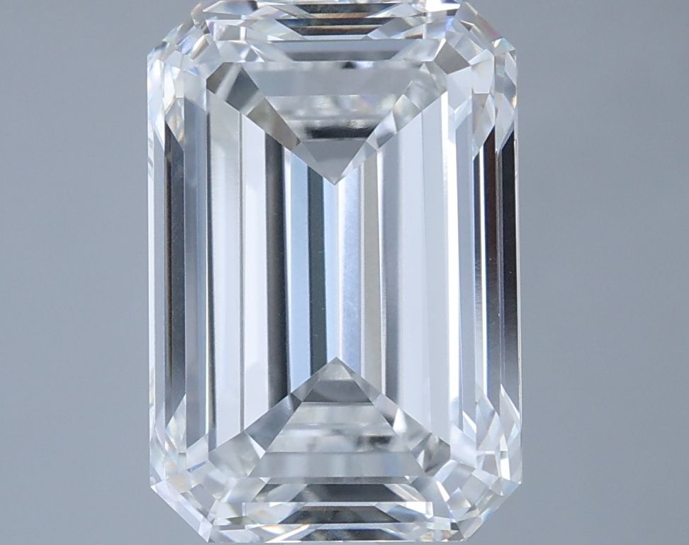 5.01 ct. emerald Lab Grown Diamond front image