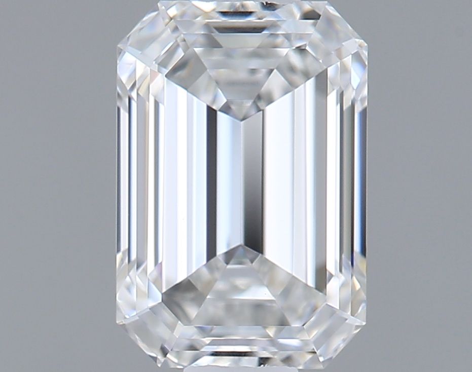 0.96 ct. emerald Lab Grown Diamond front image