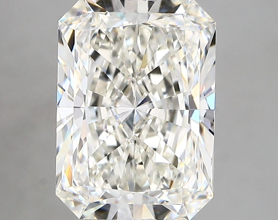 3.52 ct. radiant Lab Grown Diamond front image