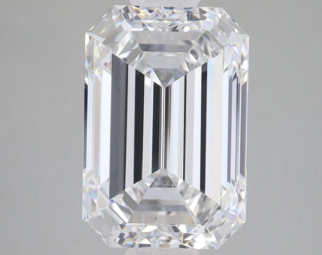 4.00 ct. emerald Lab Grown Diamond front image