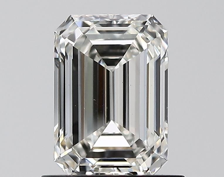 0.95 ct. emerald Lab Grown Diamond front image