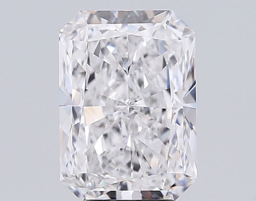 5.04 ct. radiant Lab Grown Diamond front image