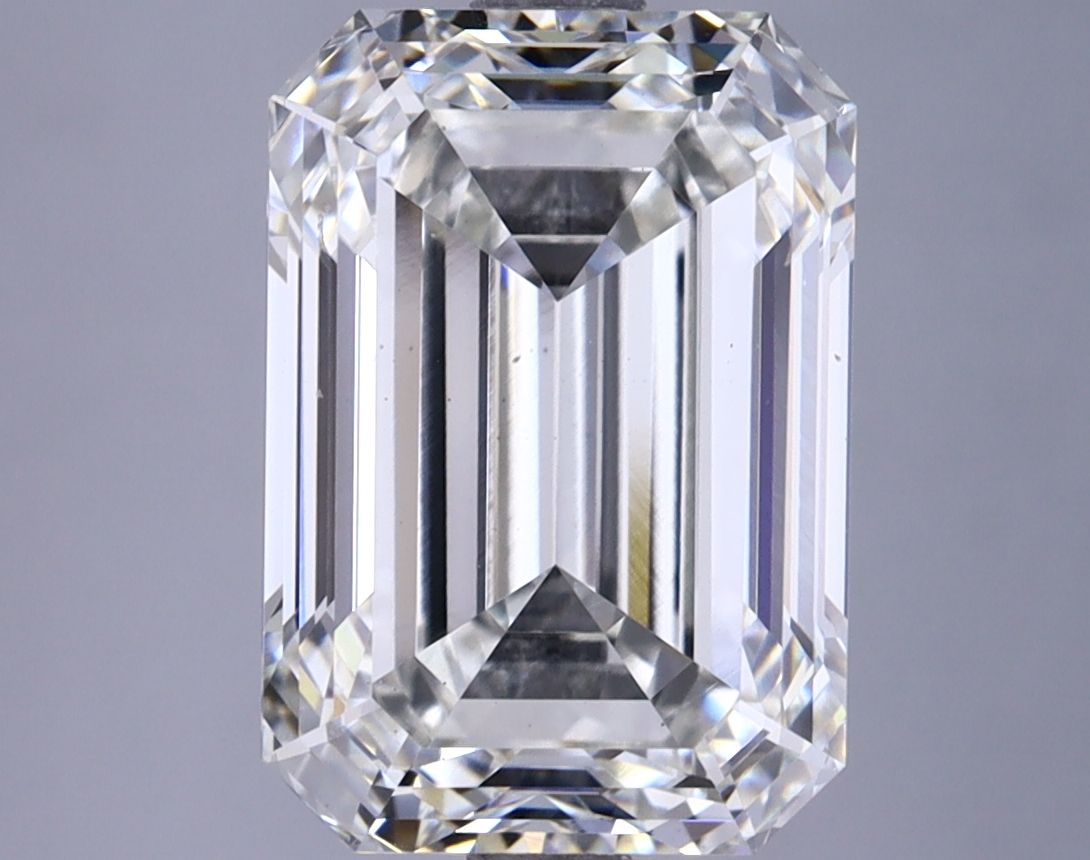 4.90 ct. emerald Lab Grown Diamond front image