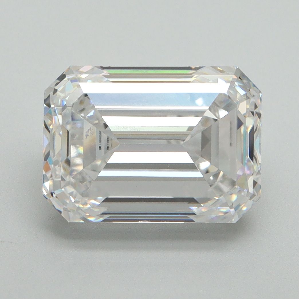 4.01 ct. emerald Lab Grown Diamond front image