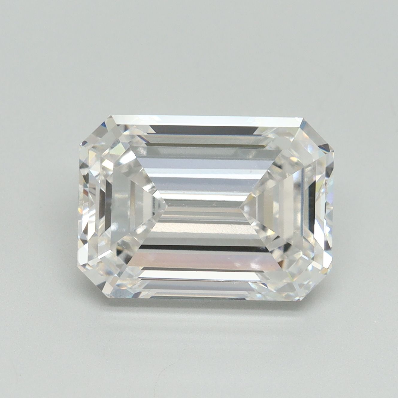 5.01 ct. emerald Lab Grown Diamond front image