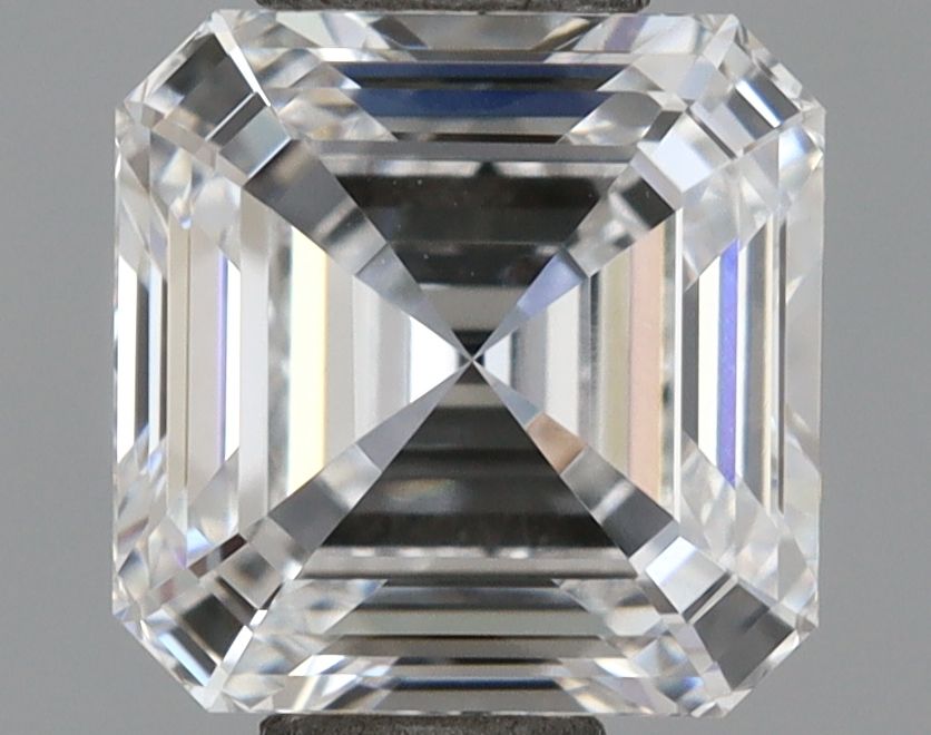1.04 ct lab-grown Square emerald Diamond