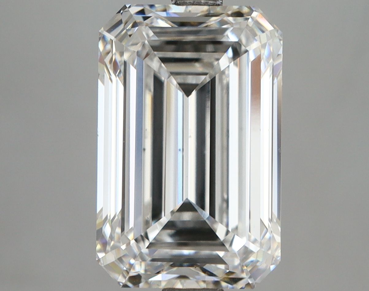 5.51 ct. emerald Lab Grown Diamond front image