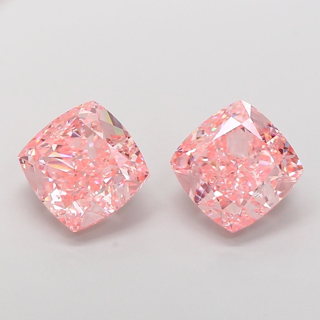 3.02 ct Cushion Modified diamond