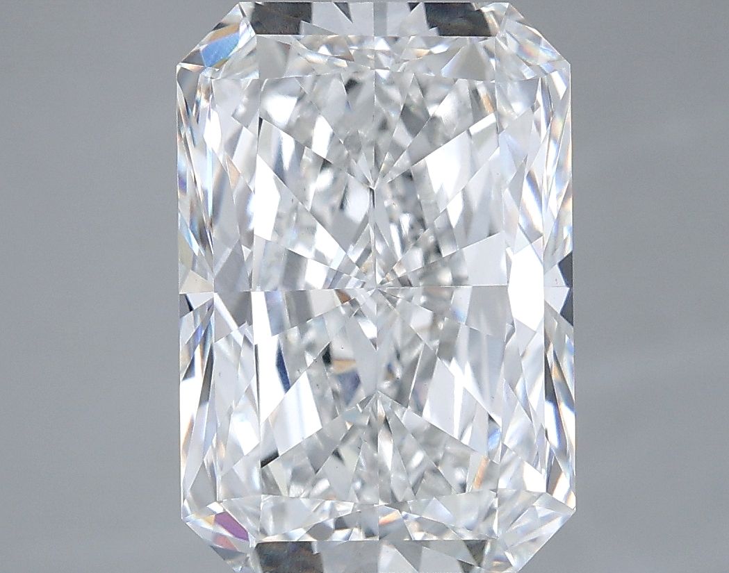 5.52 ct. radiant Lab Grown Diamond front image