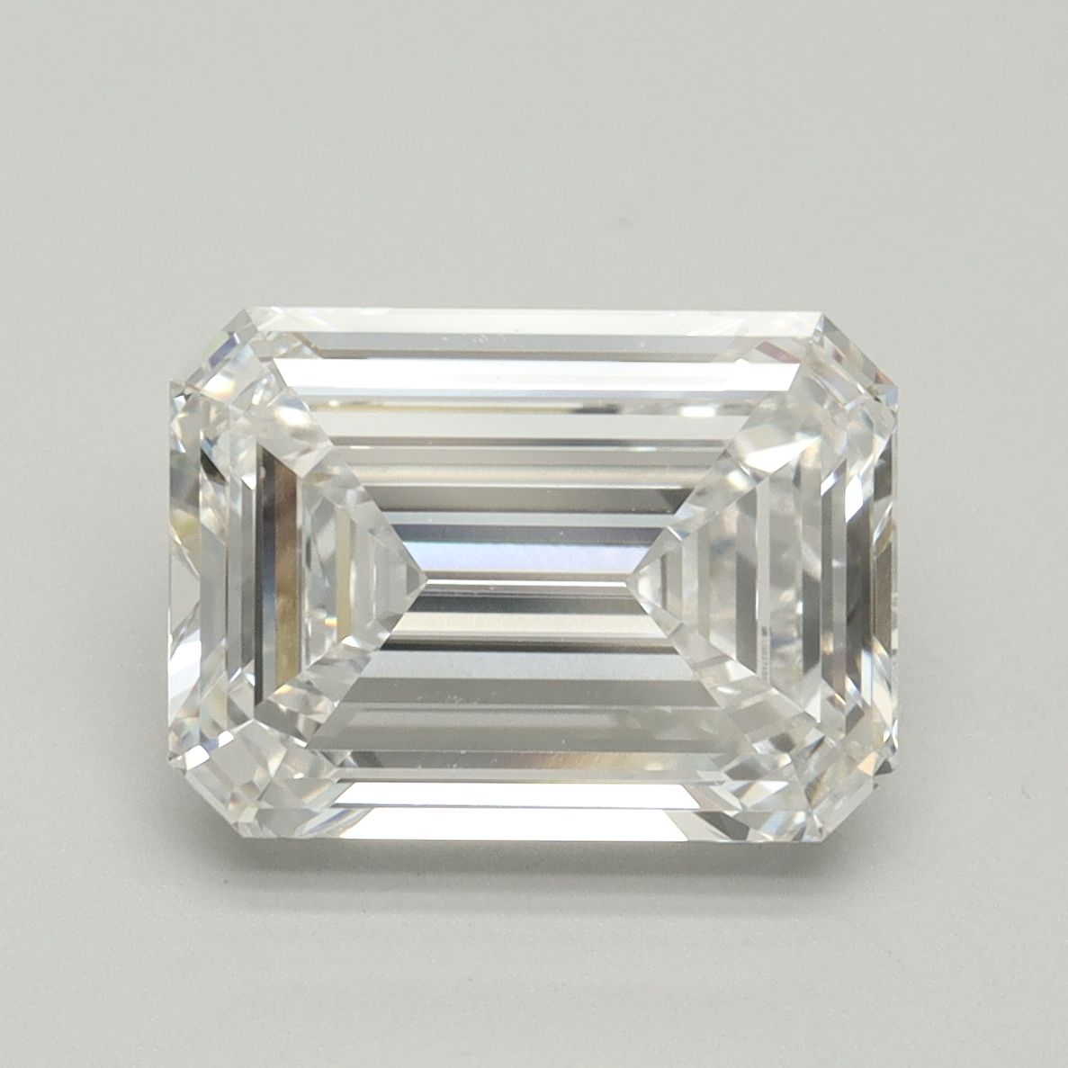 4.04 ct. emerald Lab Grown Diamond front image