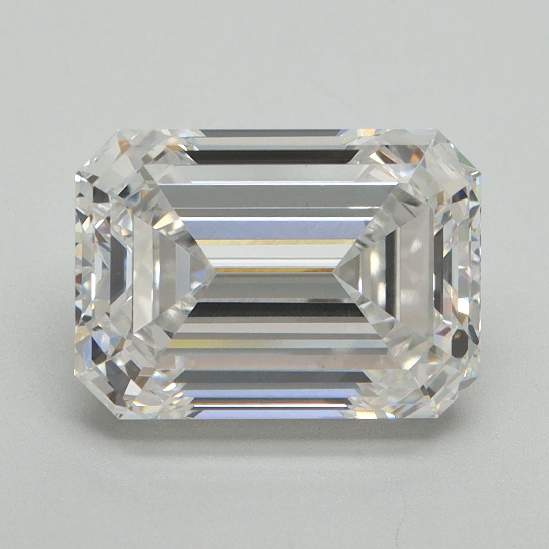 4.20 ct. emerald Lab Grown Diamond front image