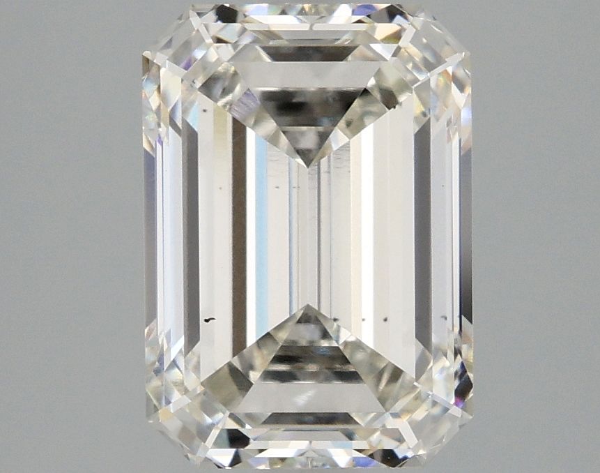 3.10 ct Emerald diamond
