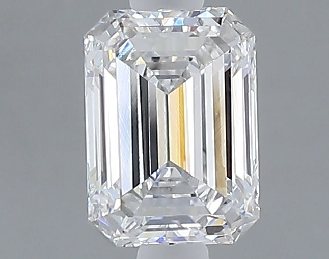 1.03 ct. emerald Lab Grown Diamond front image