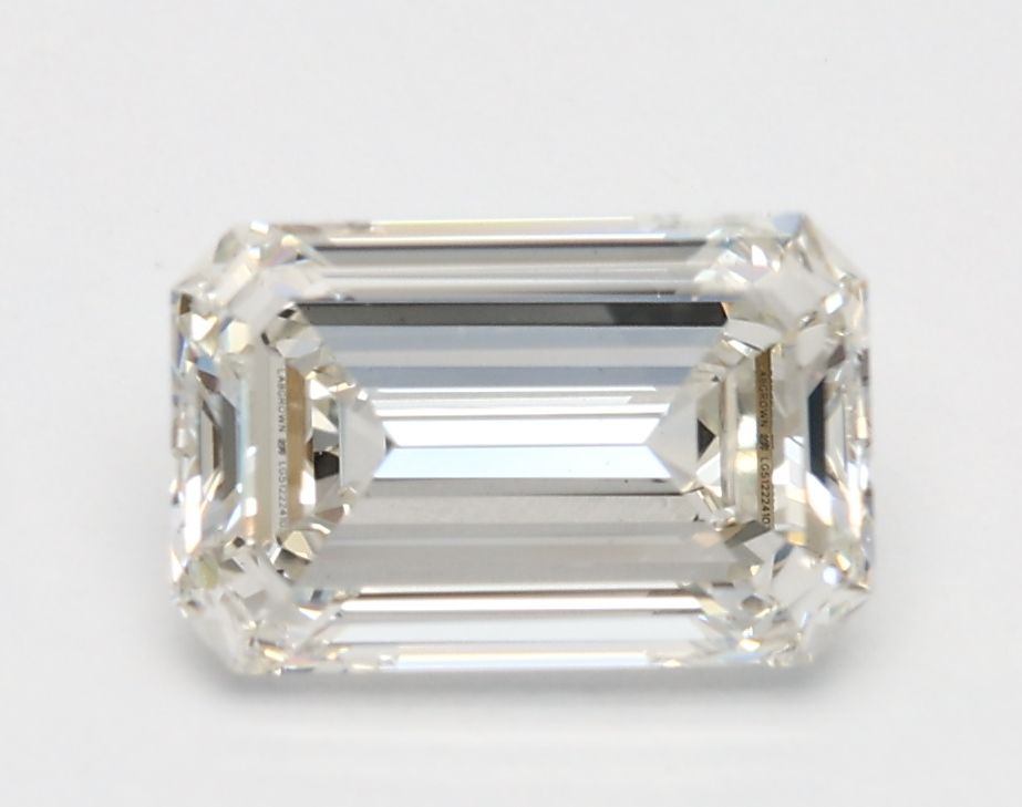 1.41 ct. emerald Lab Grown Diamond front image