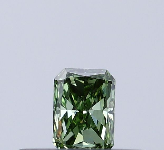 0.12 CT Fancy Vivid Green RADIANT