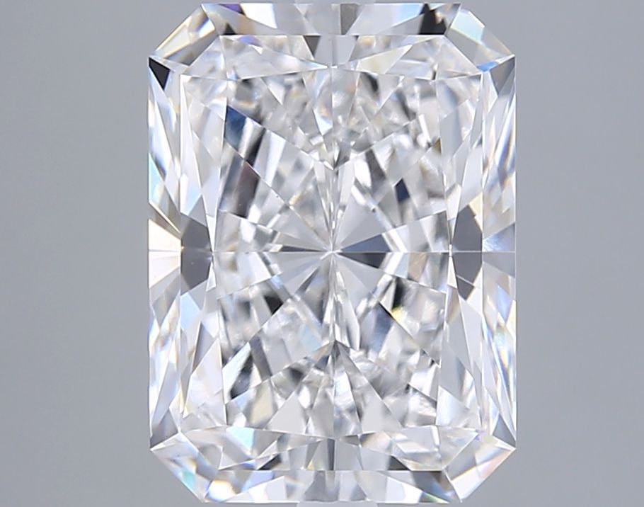 5.04ct Radiant diamond