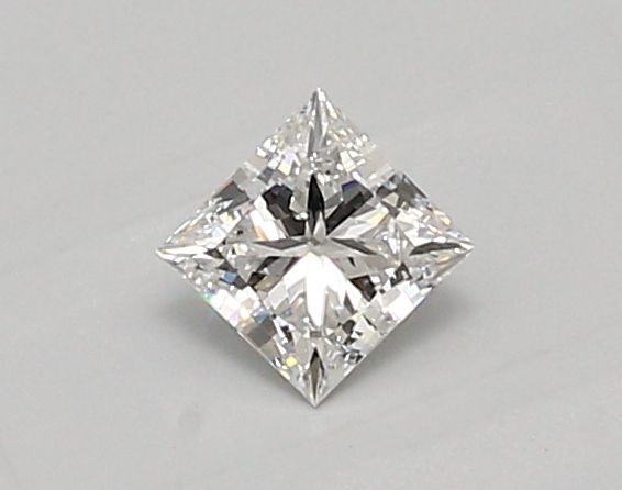 0.47 ct lab-grown Princess Diamond