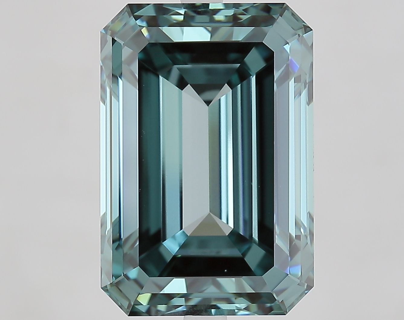 11.04 ct. emerald Lab Grown Diamond front image