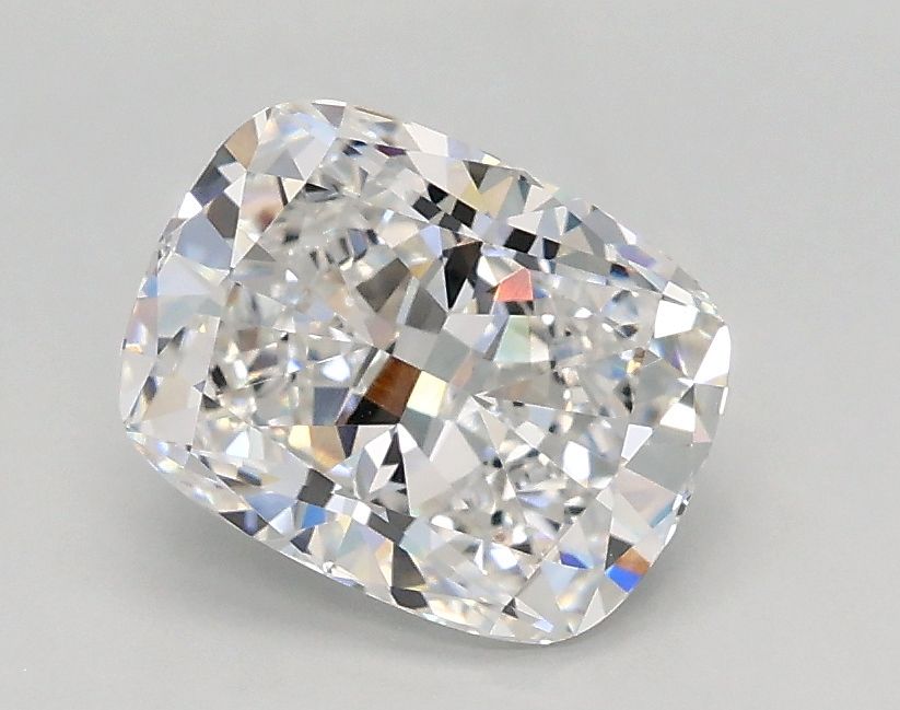 1.5 ct lab-grown Cushion modified Diamond