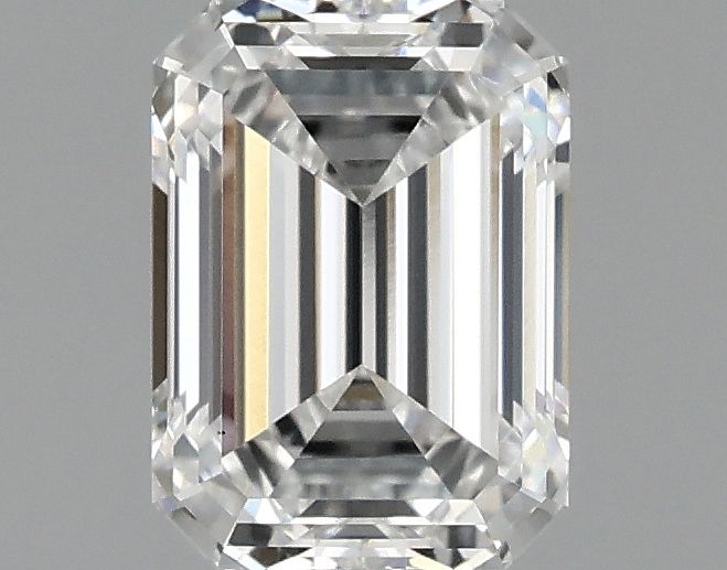 1.05 ct. emerald Lab Grown Diamond front image