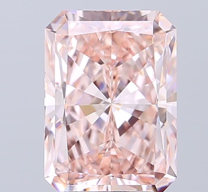 3.36 ct Radiant diamond