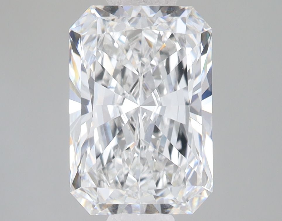 2.57 ct. radiant Lab Grown Diamond front image