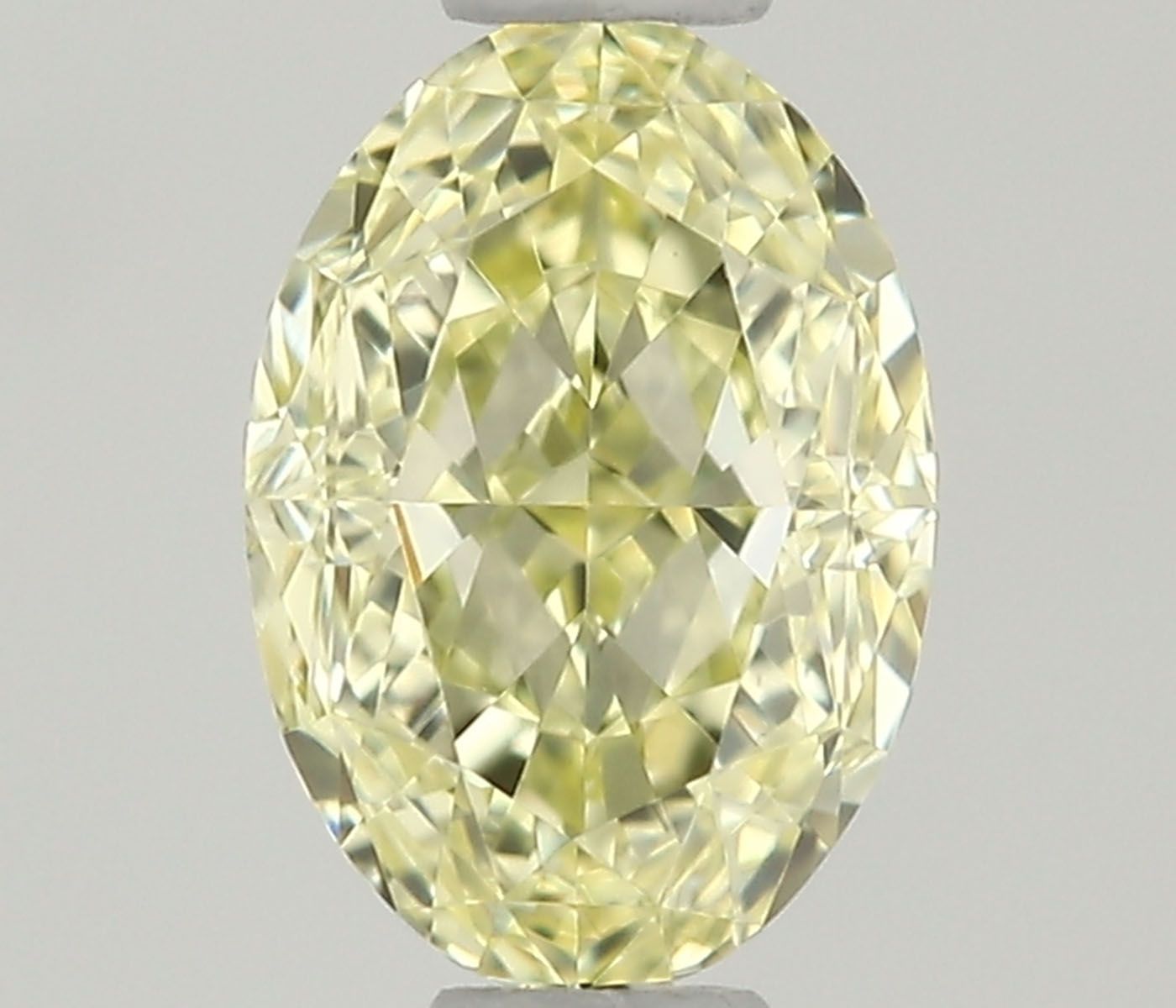 Diament 0.3 ct Fancy Light Yellow/VVS2
