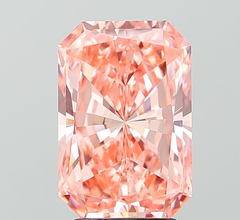 3.57 ct Radiant diamond