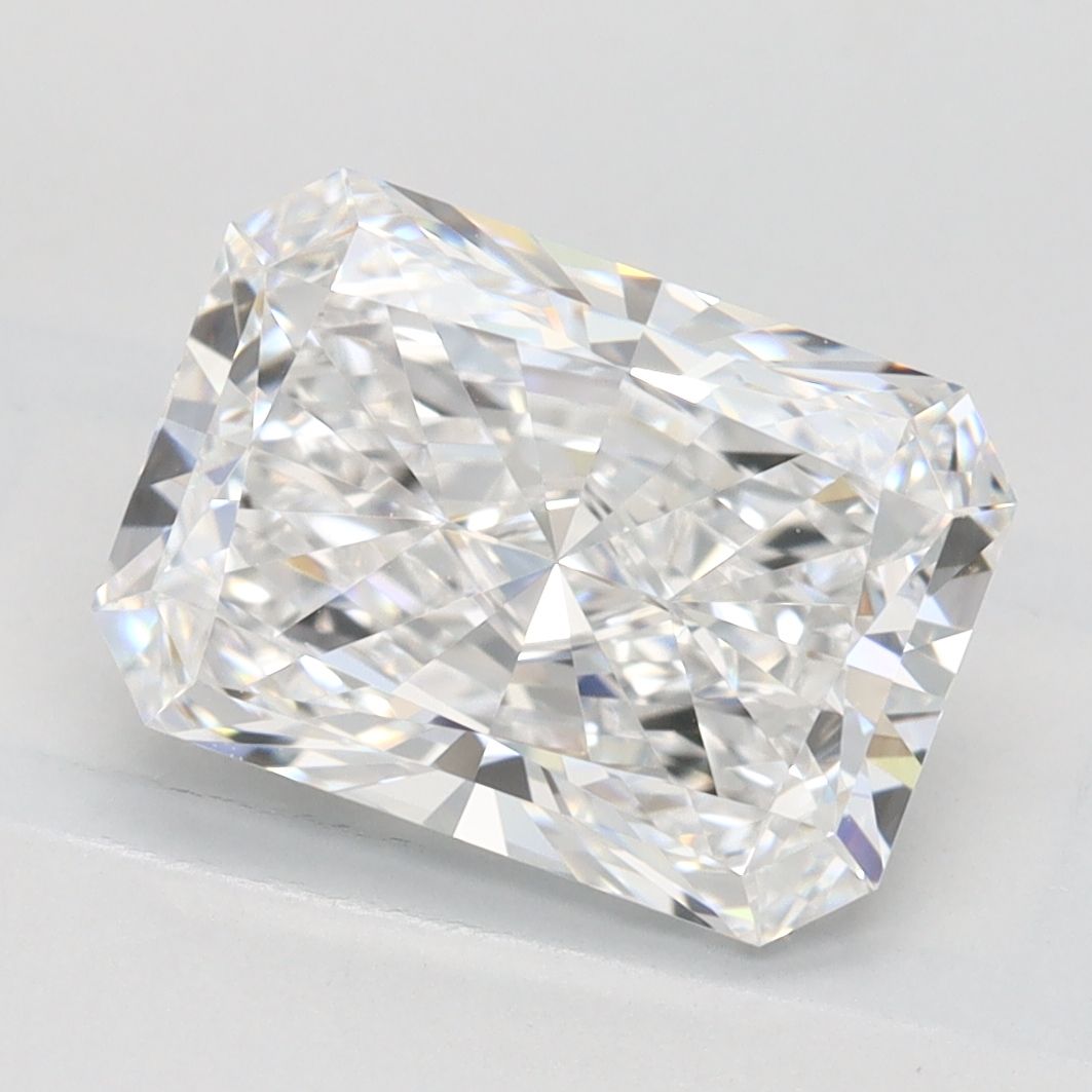 2.61 ct. radiant Lab Grown Diamond front image