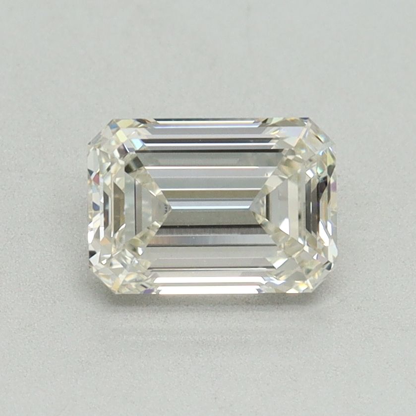 1.05 ct. emerald Lab Grown Diamond front image