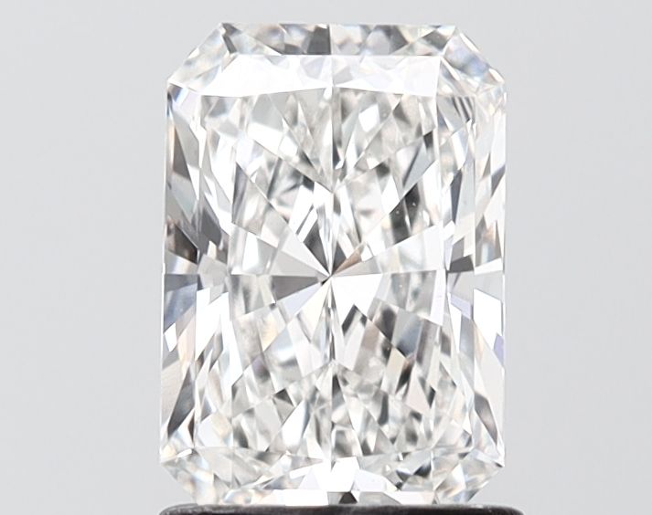 1.39 ct. radiant Lab Grown Diamond front image
