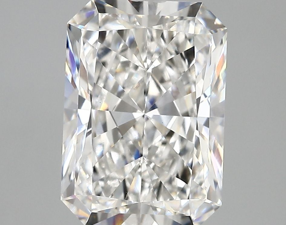 3.62 ct. radiant Lab Grown Diamond front image