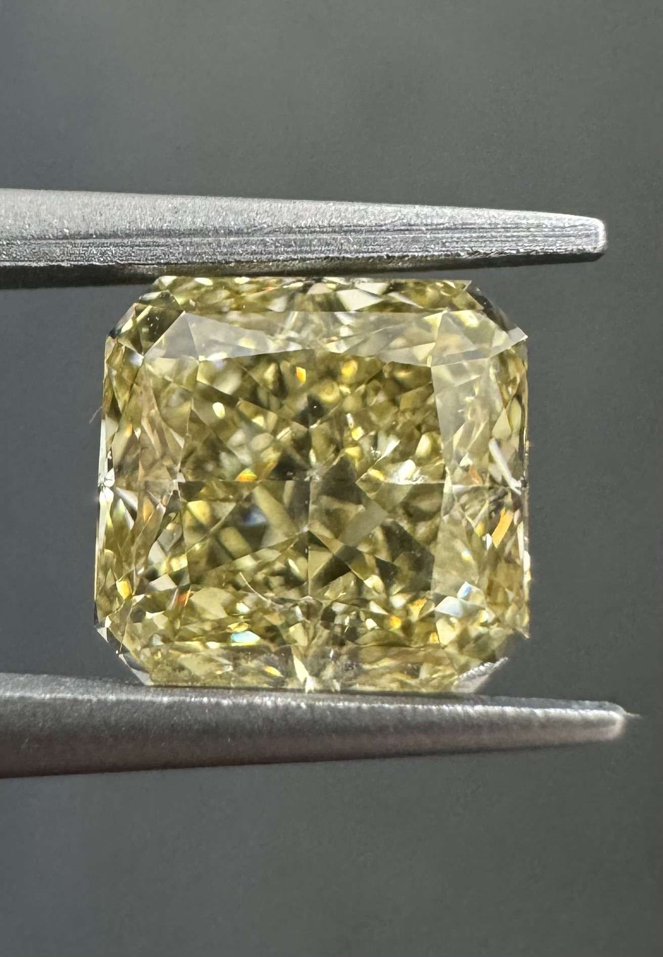 Diament 1.66 ct Fancy Brownish Yellow/VVS2