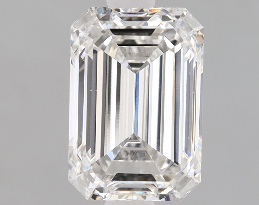 1.59 ct. emerald Lab Grown Diamond front image