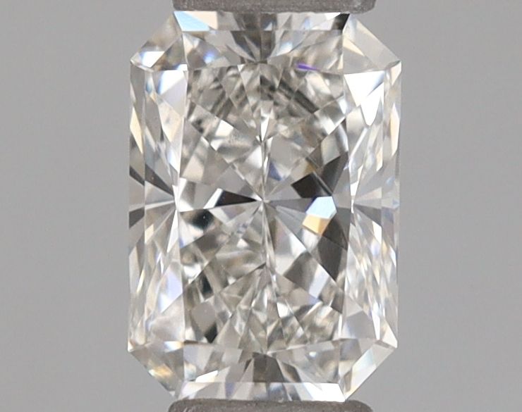 0.57 ct Radiant diamond
