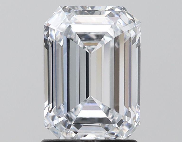 1.98 ct Emerald diamond