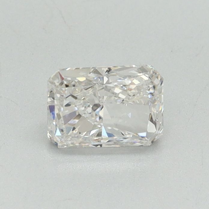 0.48 ct Radiant diamond